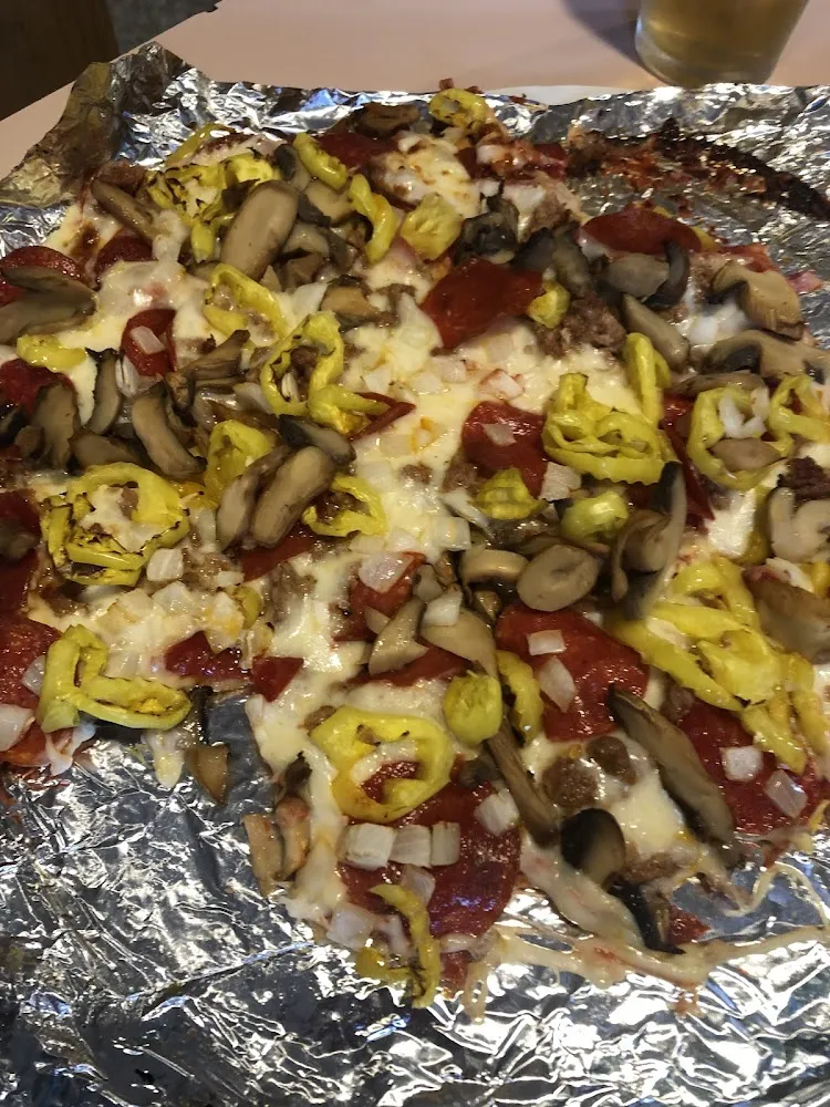 Deluxe Pizza with Banana Peppers
